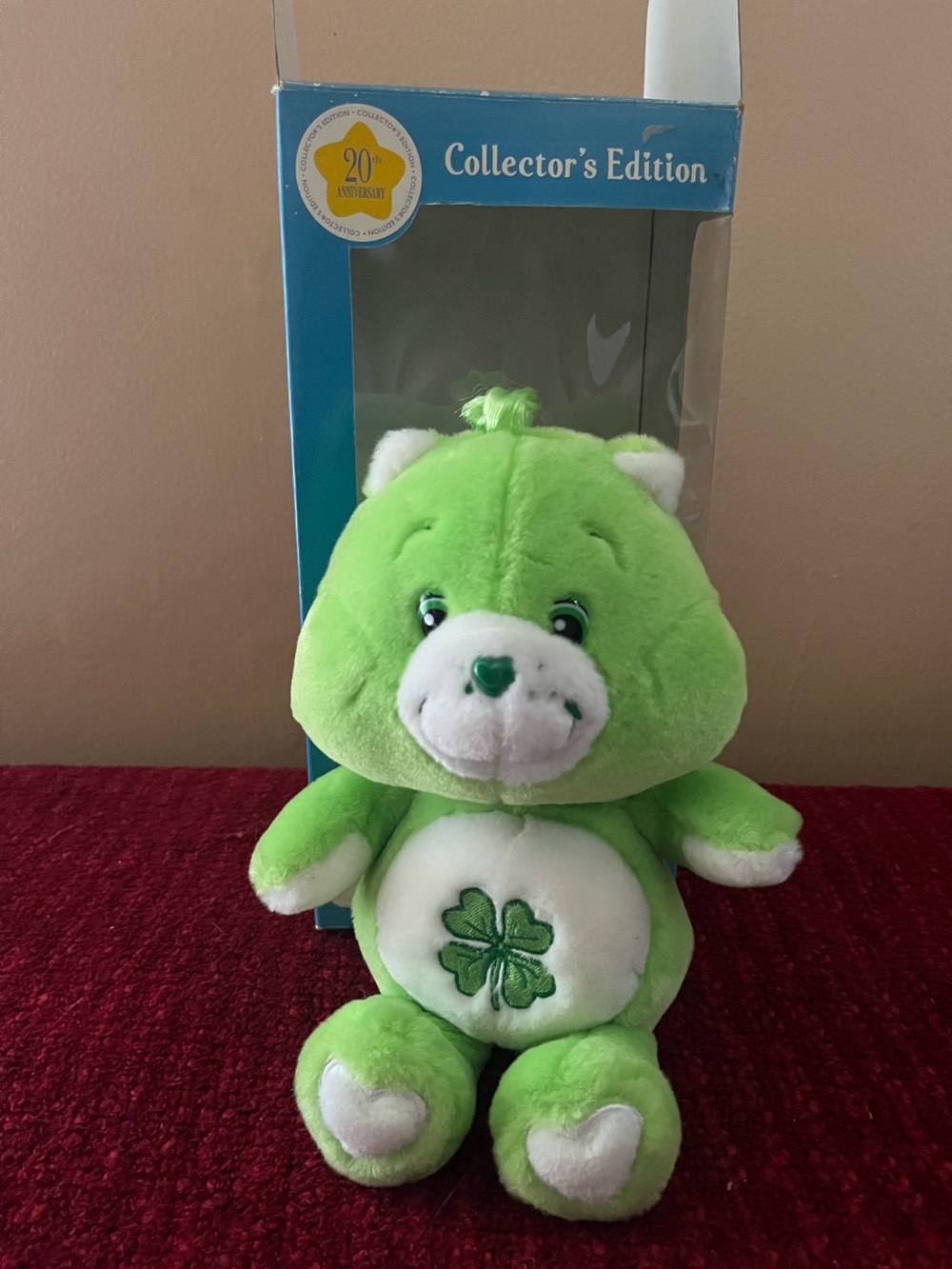 Care Bear 2002 Collector's Edition “Good Luck” Plush Bear
